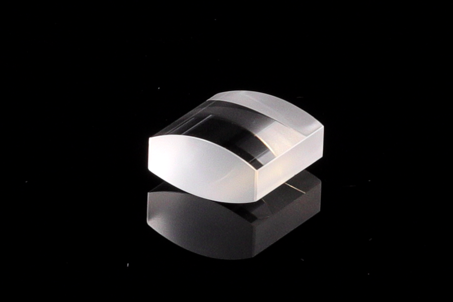 Biconvex cylindrical lenses